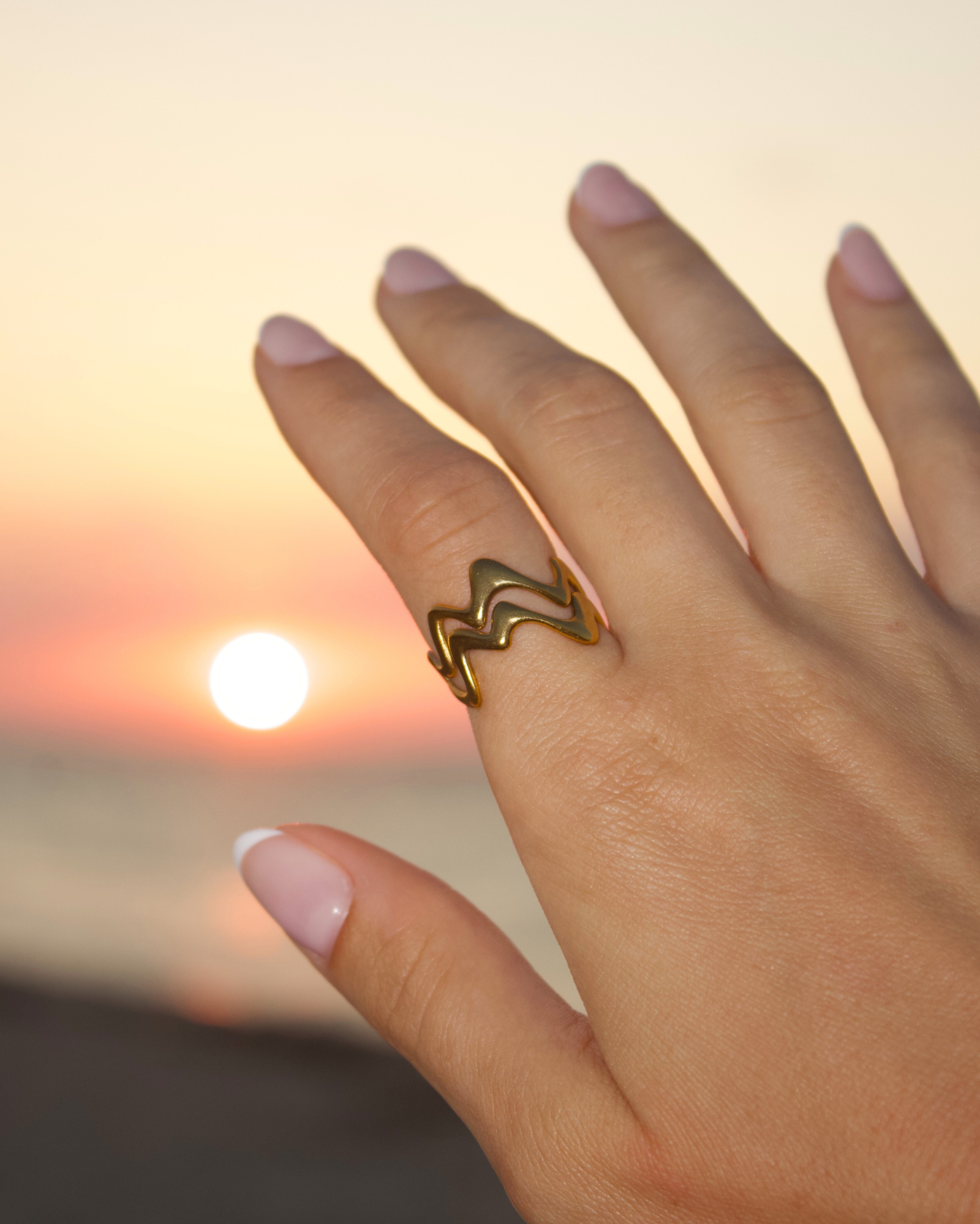 Double Wavy Ring - Maggie