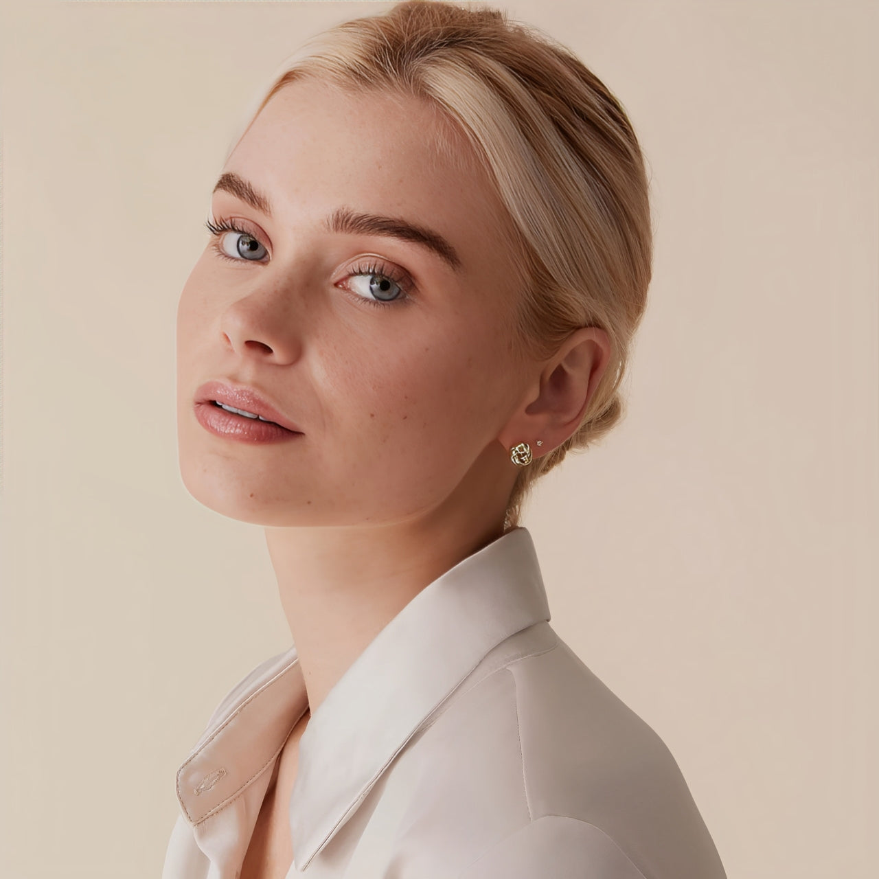 Earrings Little Knots in gold  - Vance