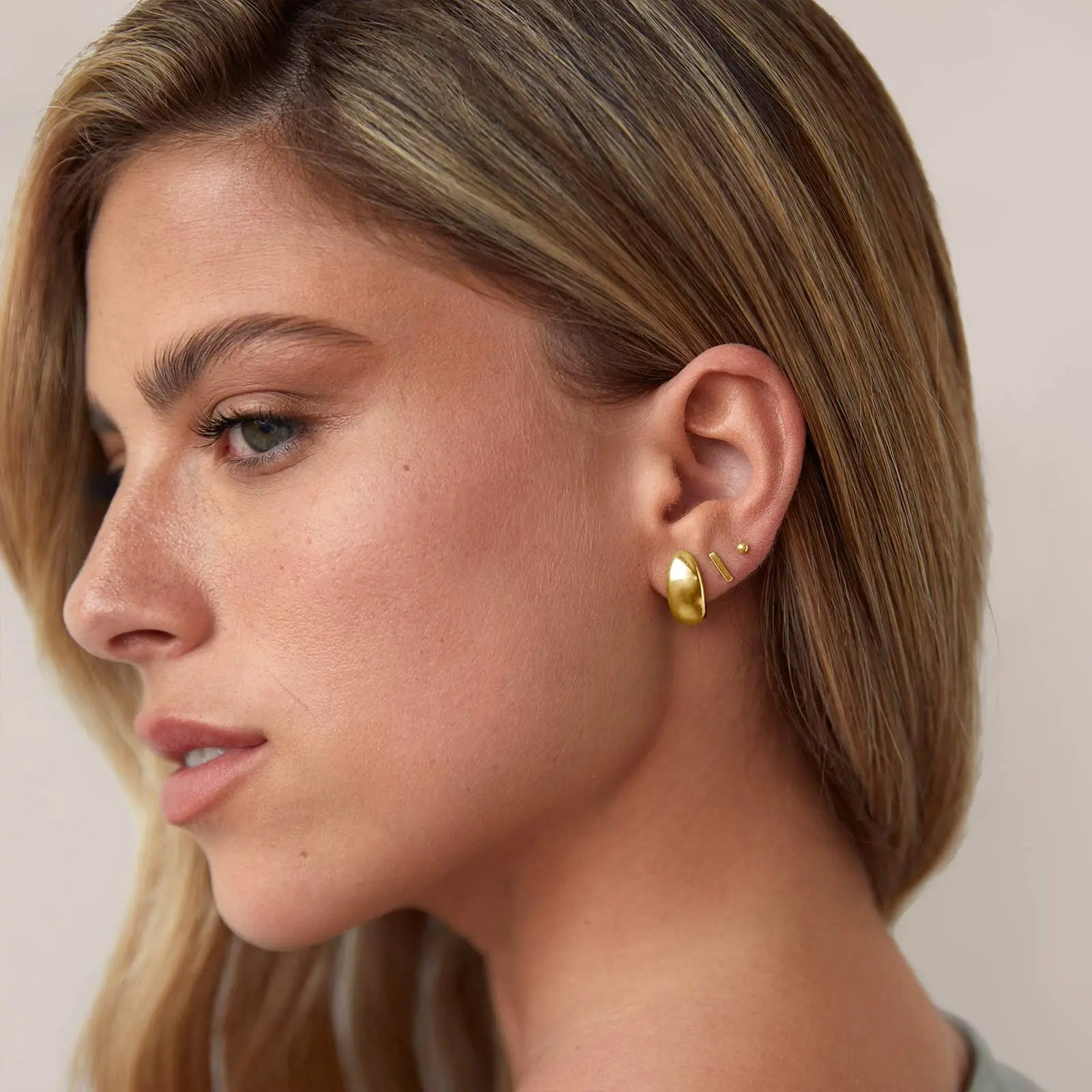 Elegant Velynne Earrings - Heidi