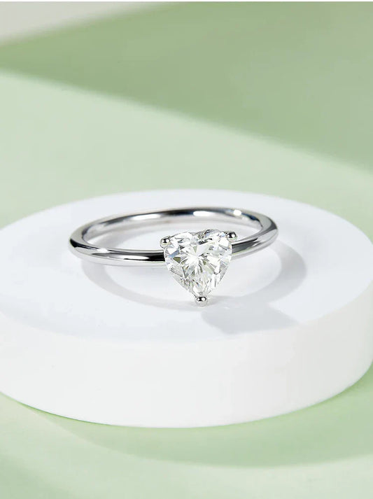 S925 Sterling Silver Heart-Shaped 2-Carat Moissanite Solitaire Ring - Liliana