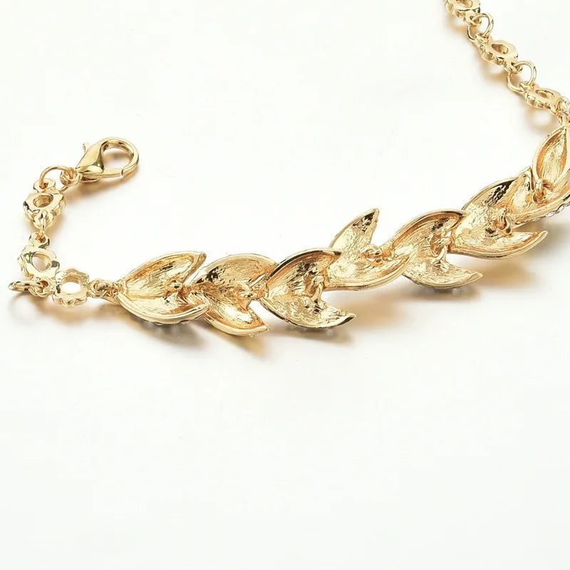 Gold Bracelet with Crystals - Timeless Elegance for Women - Lore