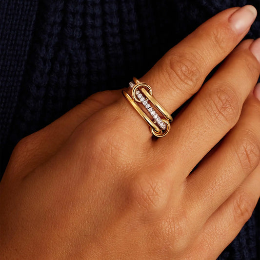 Elegant Tripple twisted ring - Solara