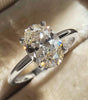 Sterling silver ring with brilliant oval stone - Pure elegance for women - Larrieta