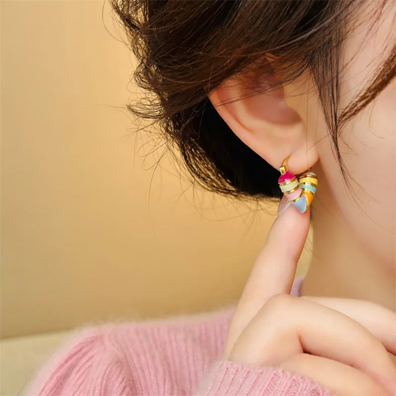 Women's colourful heart-shaped earrings - Elegance and softness - Azentzia