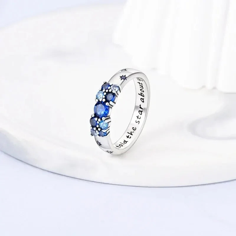 Silver ring with stars and dark blue stones - Unique and poetic look - Doneche